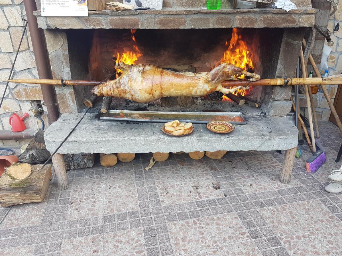 Къща За Гости Камината Trigrad Bagian luar foto